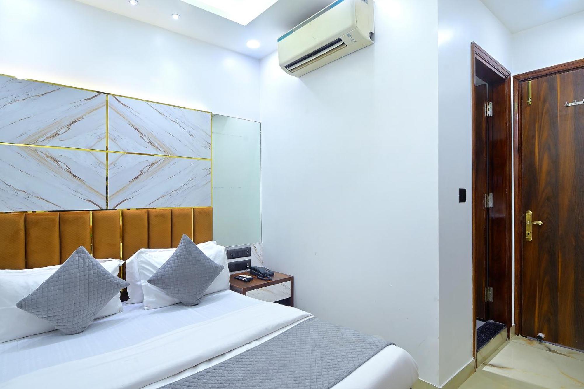 Hotel Nav Durga "2 Walking From New Delhi Railway Station" Екстериор снимка