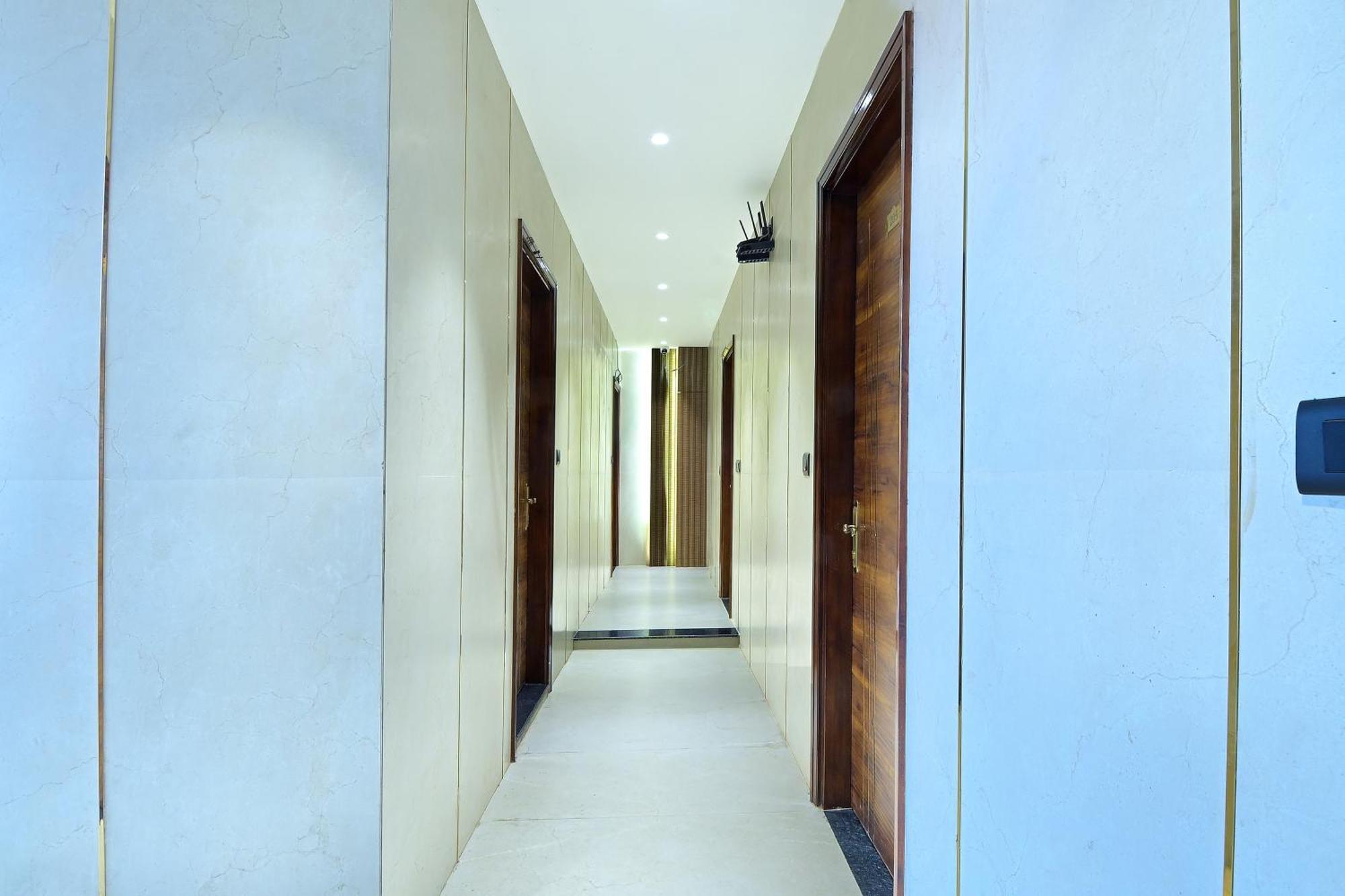Hotel Nav Durga "2 Walking From New Delhi Railway Station" Екстериор снимка