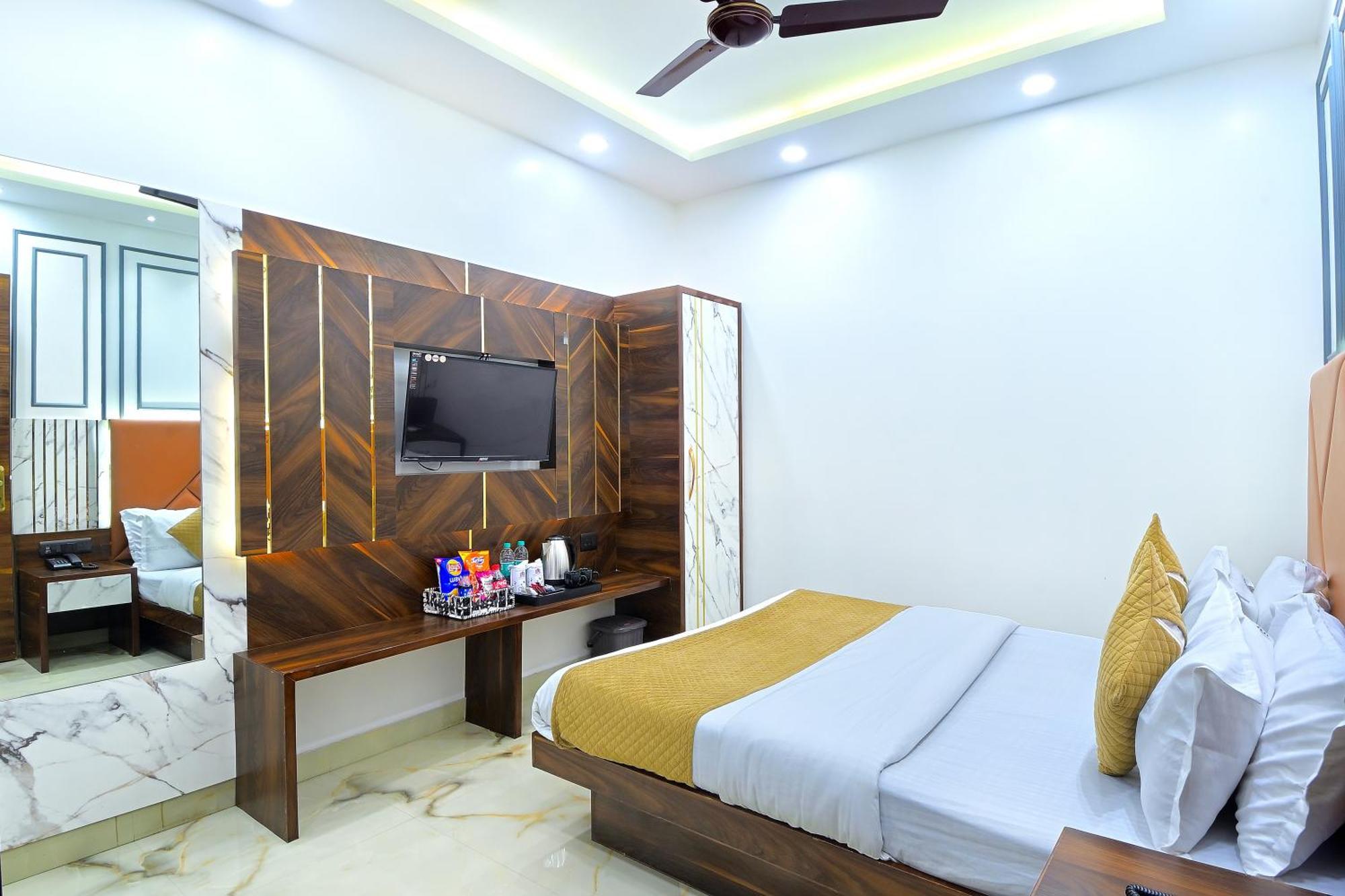 Hotel Nav Durga "2 Walking From New Delhi Railway Station" Екстериор снимка